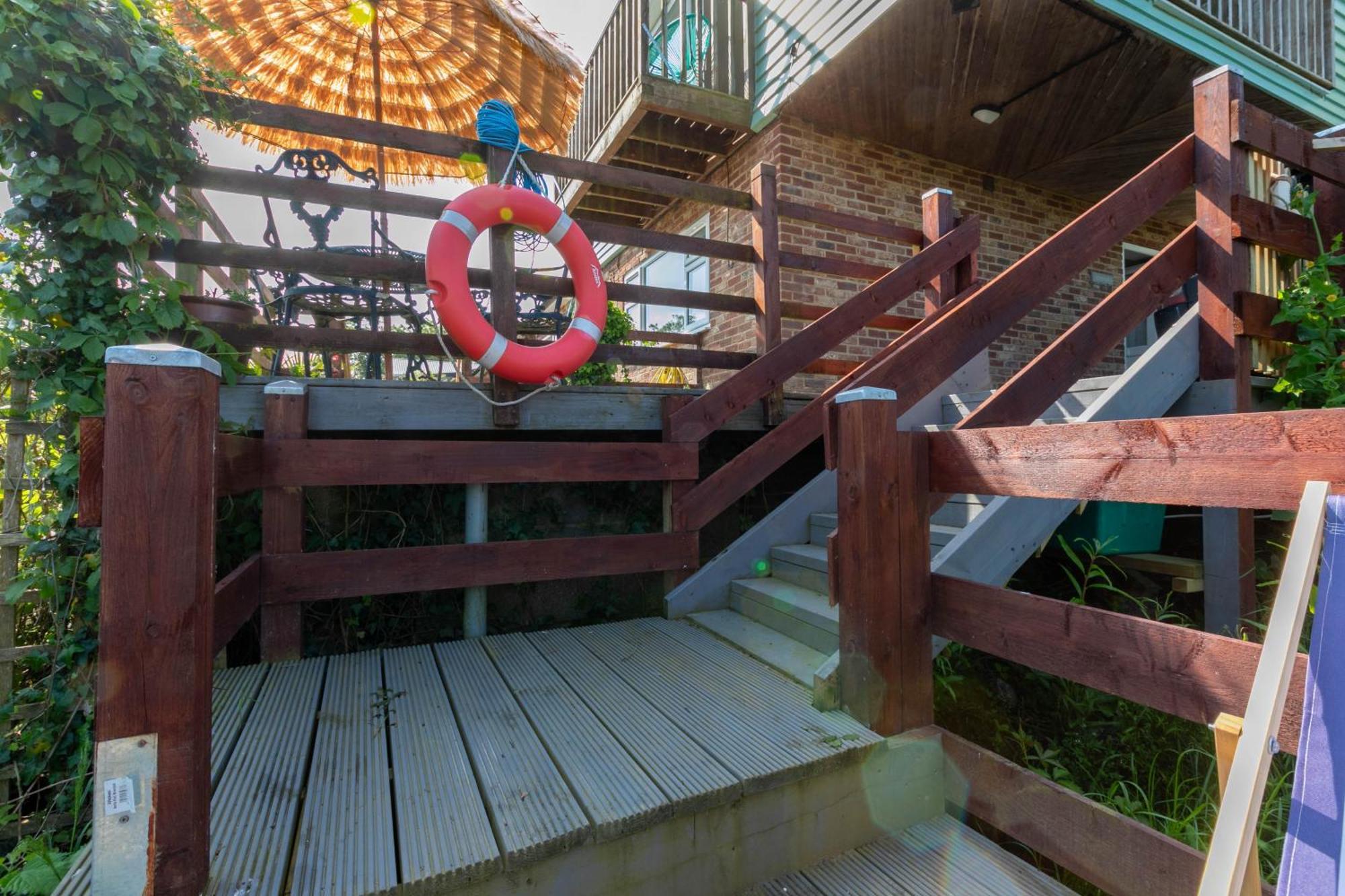 Riverside Escape Iden Rye 빌라 외부 사진